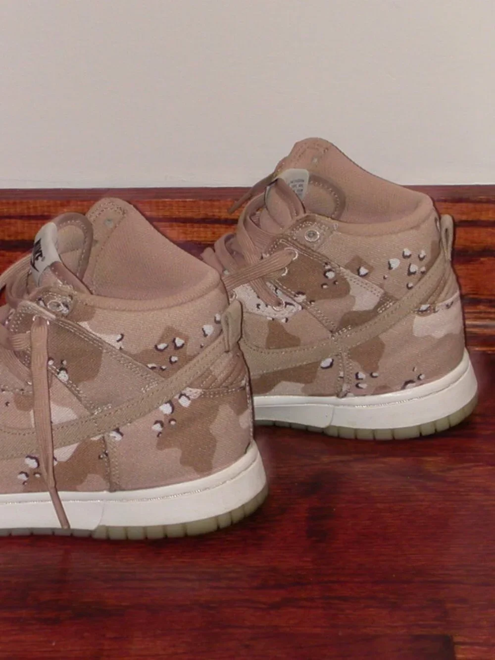 Nike Women's Dunk High 'Desert Camo' Sneakers Size 7.5